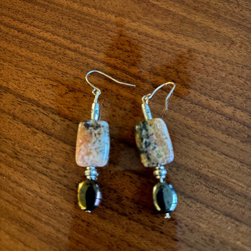 Stone pierced drop earings stainless wires